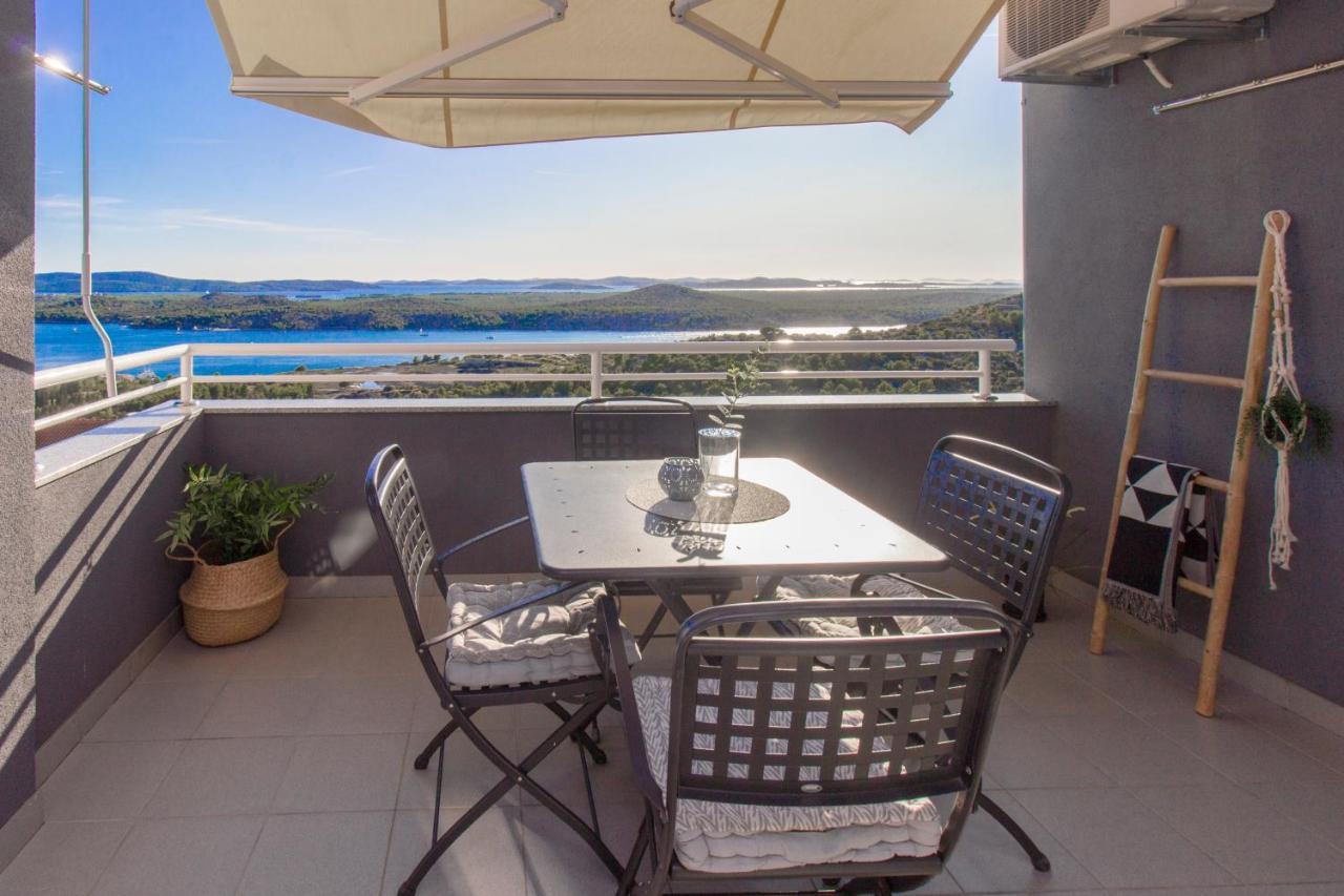 Apartment Sea View Sibenik Luaran gambar